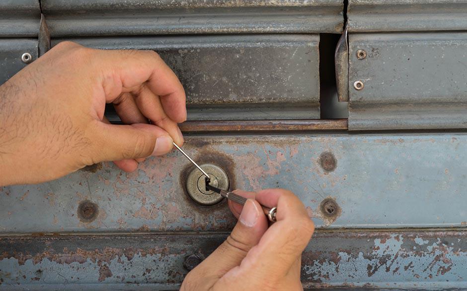 remplacement porte Plan-de-Cuques